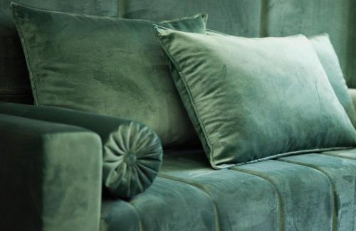 Kecskemet Hotel | Discover Hotel Central: Pet-Friendly Stay with Pool & Breakfast