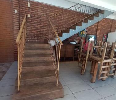 Boa Esperanca House | Welcoming Abraço Caloroso: Pet-Friendly Retreat with Pool