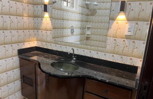 Boa Esperanca House | Pet-Friendly Suite Príncipe Charles with Pool - Rated 9/10