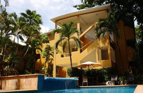 Palenque Hotel | Relax at Hotel Chablis Palenque with Pool and Oceanfront Views
