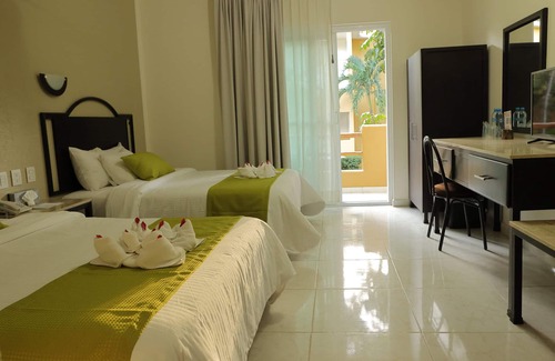 Palenque Hotel | Discover Hotel Chablis Palenque: Pool & Spa Retreat