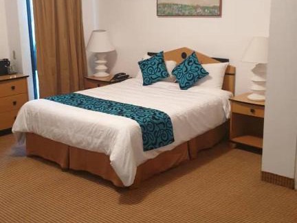 Chacao Hotel | Discover Hotel Chacao Cumberland: Family-Friendly Comfort