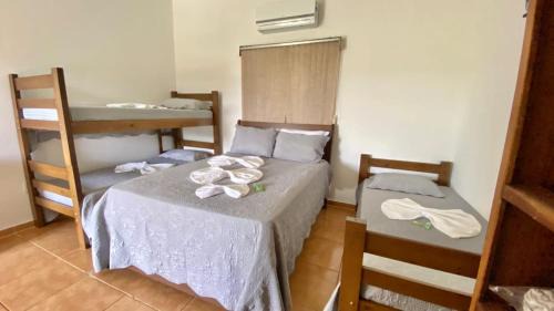 Brotas House | Relax at Hotel Chalés Cachoeira 3 Quedas with Pool & Breakfast