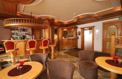 Ischgl Hotel | Discover Hotel Charly: Pet-Friendly Stay with Spa & Hot Tub