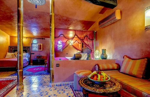 M'Hamid El Ghizlane Hotel | Relax at Hotel Chez le Pacha with Pool, Spa & More