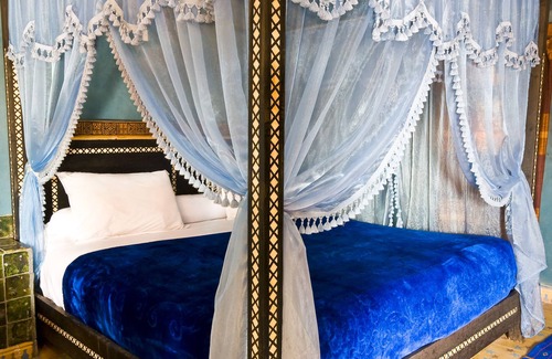 M'Hamid El Ghizlane Hotel | Relax at Hotel Chez le Pacha with Pool, Spa & More