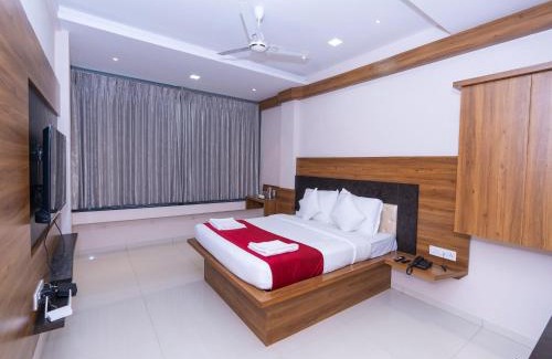 Kolhapur Hotel | Family-Friendly Stay at Hotel Chiranjeevi Kolhapur