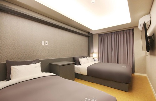 Busanjin Hotel | Discover Hotel Chowon: Child-Friendly with Breakfast Included