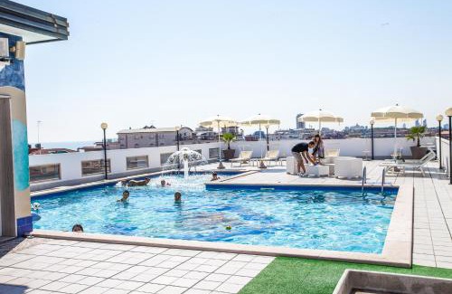 Jesolo Hotel | Beachfront Bliss at Hotel Christian with Pool & Ocean Views