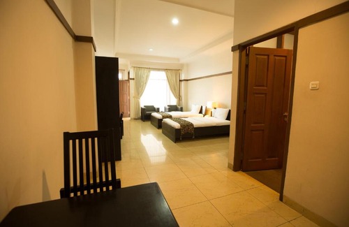 Cipanas Hotel | Comfortable Stay at Hotel Cianjur Cipanas with Breakfast