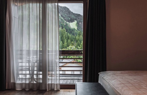 La Villa Hotel | Discover Hotel Ciasa Soleil: 4-Star Relaxation Awaits You