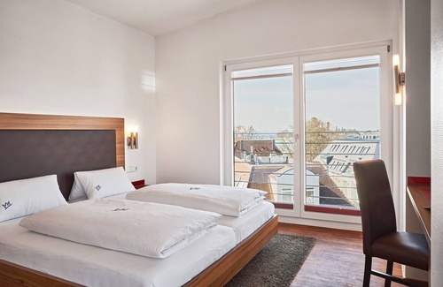 Friedrichshafen Hotel | Discover Hotel City Krone: 4-Star Comfort with Spa & Pool