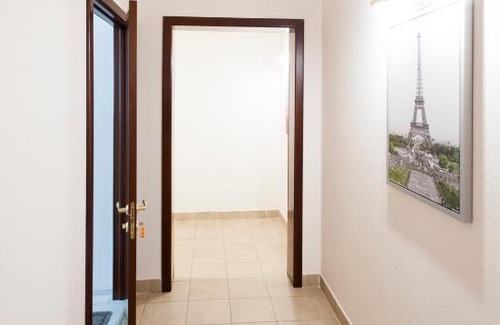 Lobnya Hotel | Budget-Friendly Hotel City Lobnya with Pet-Friendly Amenities
