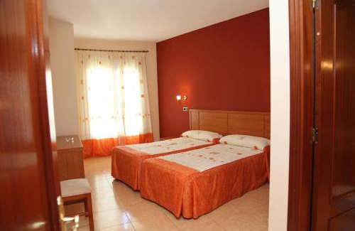Pozo Alcon Hotel | Discover Hotel Ciudad Pozo Alcón: Family-Friendly Retreat