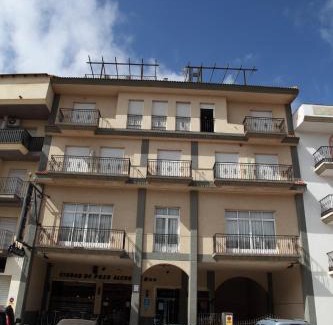 Pozo Alcon Hotel | Discover Hotel Ciudad Pozo Alcón: Family-Friendly Retreat