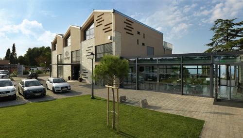 Izola Hotel | Discover Hotel Cliff Belvedere: Top-Rated with a Pool