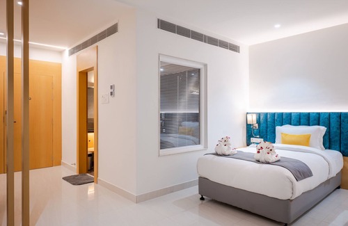 Jorhat Hotel | Discover Hotel Clubway Grand: Family-Friendly Retreat