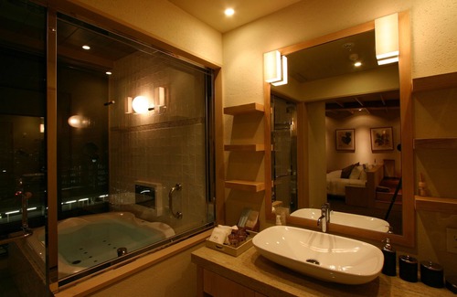 Takasaki Hotel | Experience Hotel Coco Grand Takasaki with Hot Tub & Dining