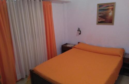 Las Colinas de Peralta Ramos Hotel | Budget-Friendly Hotel Coliseo with Ocean Views & Breakfast