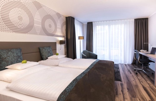 Old Town Hotel | Discover Hotel Collegium Leoninum: 4-Star Comfort Awaits