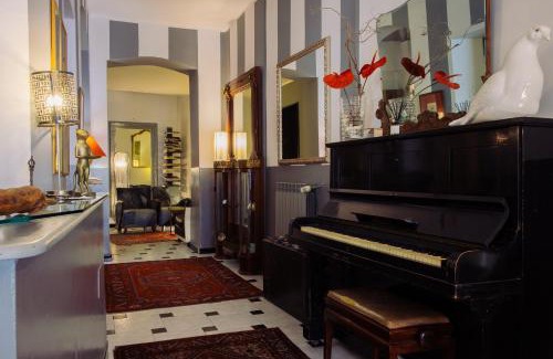 Genoa Historical Centre Hotel | Comfortable Stay at Hotel Colombo Genova with Hot Tub