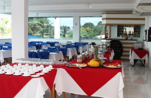 Luis Eduardo Magalhaes Hotel | Welcoming Hotel Columbia: Pet-Friendly with Breakfast Included