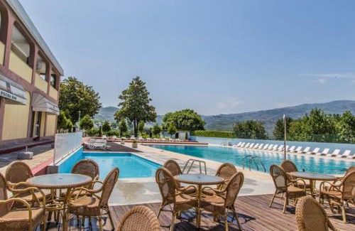 Peso da Regua Hotel | Relax at Hotel Columbano: Oceanfront with Pool Access