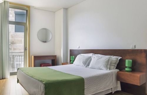 Caldas de Aregos Hotel | Inviting Hotel Comércio: Spa, Restaurant & Family-Friendly