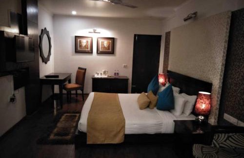 Bareilly Hotel | Budget-Friendly Comfort Inn with Family Amenities & Dining