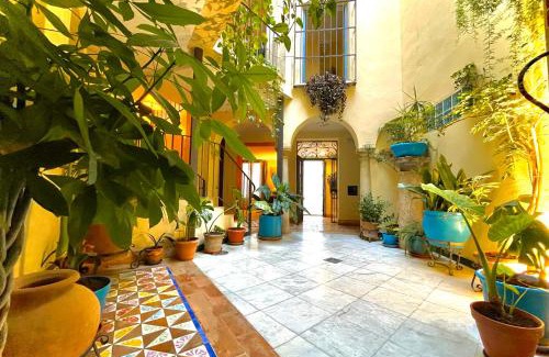 Cordoba Old City Hotel | Hotel Conde de Cárdenas: Oceanfront Escape with Breakfast