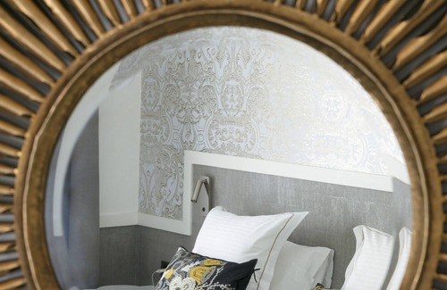 Centre Erlon Hotel | Elegant Hotel Continental in Reims - Rated 9.4/10