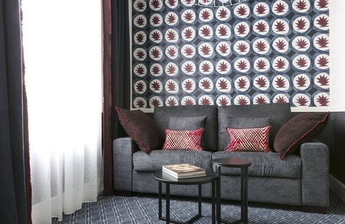 Centre Erlon Hotel | Elegant Hotel Continental in Reims - Rated 9.4/10