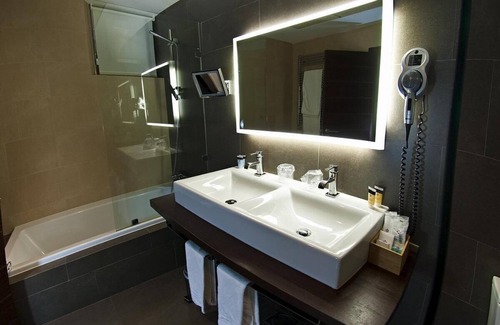 Aracena Hotel | Discover Hotel Convento Aracena & Spa: Eco-Friendly Retreat