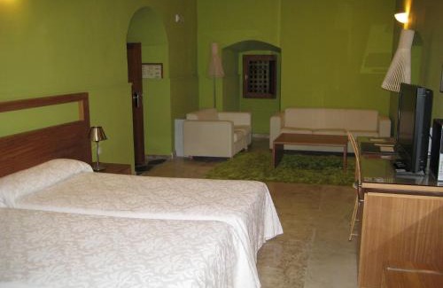 Alcantara Hotel | Explore Hospedería Conventual de Alcántara - 4-Star Comfort