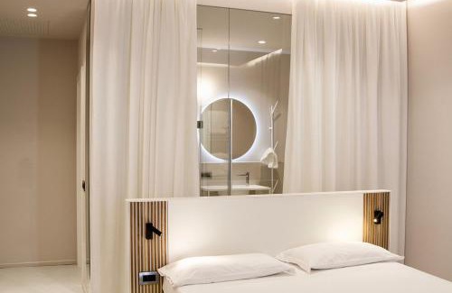 Imperia Hotel | Pet-Friendly Oasis at Hotel Corallo with Oceanfront Views