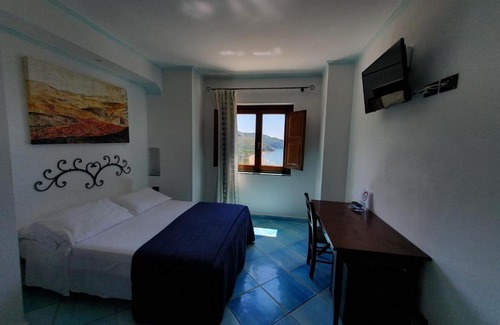 Sperlonga Hotel | Delightful Hotel Corallo Sperlonga with Dining & Breakfast