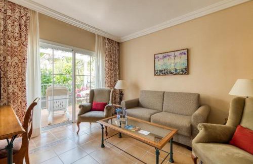 Lomo Quiebre Hotel | Cozy Hotel Cordial Mogán Playa with Oceanfront Pool