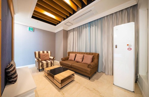 Naju Hotel | Discover Comfort at HOTEL CORE with Family-Friendly Amenities