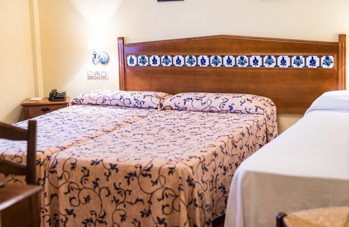 Huetor-Tajar Hotel | Relax and Unwind at Hotel Cortijo de Tájar - Rated 8.8