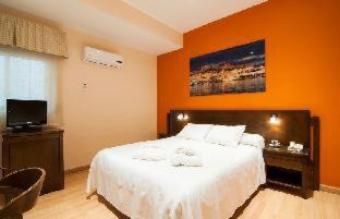 Almeria Centro Hotel | Discover Hotel Costasol: Family-Friendly with Great Dining