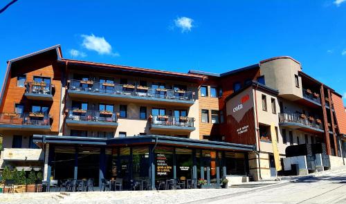 Beli Iskar Hotel | Discover Hotel COTA1110: Family-Friendly with Hot Tub