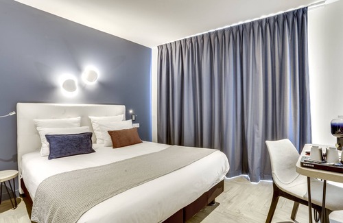 Cœur de Ville Hotel | Experience Comfort at Hotel Courseine with Spa & Dining