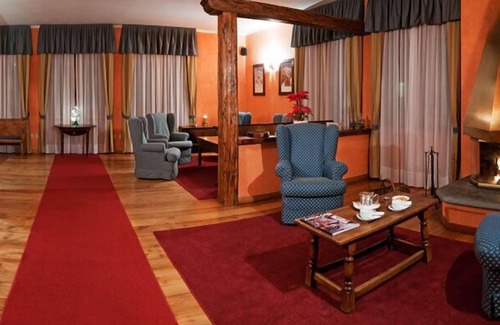 Courmayeur Hotel | Top-Rated Hotel Crampon: Family-Friendly & Accessible