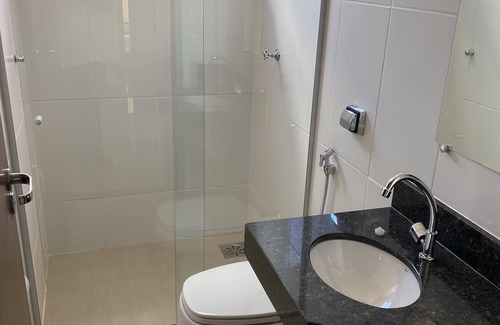 Cristalina Hotel | Discover Hotel Cristalina: Family-Friendly with Breakfast Included