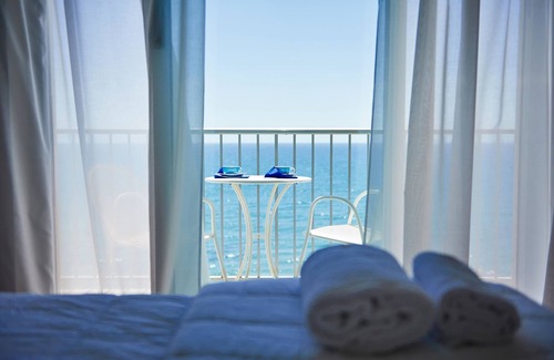 Imperia Hotel | Discover Comfort at Hotel Croce di Malta with Breakfast Included