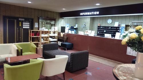 Chuo Ward Hotel | Budget-Friendly Hotel Crown Hills Sagamihara with Breakfast