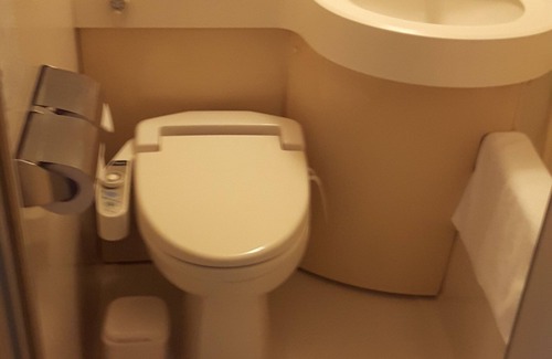 Chuo Ward Hotel | Discover Hotel Crown Hills Sagamihara: Family-Friendly Stay