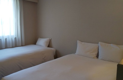 Chuo Ward Hotel | Discover Hotel Crown Hills Sagamihara: Family-Friendly Stay