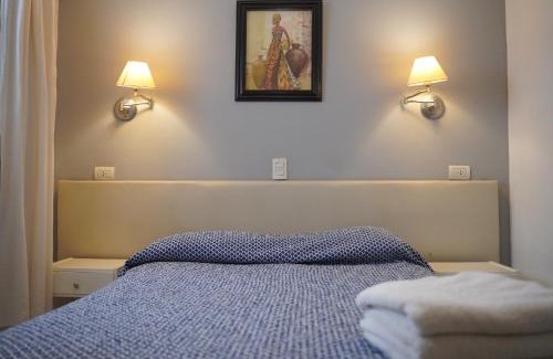 Neuquen Hotel | Cozy Hotel Crystal: Family-Friendly with Kitchen Access