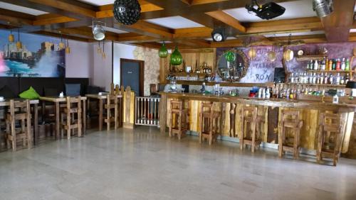 Romano d'Ezzelino Hotel | Discover Hotel Cubamia: Pet-Friendly & Family-Approved Stay